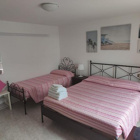 La Casa Di Maura Lägenhet Rimini Exteriör bild