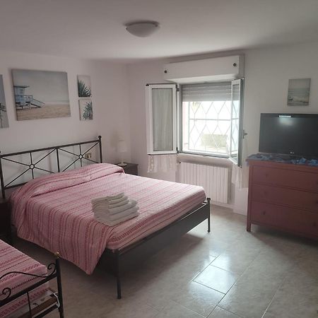 La Casa Di Maura Lägenhet Rimini Exteriör bild